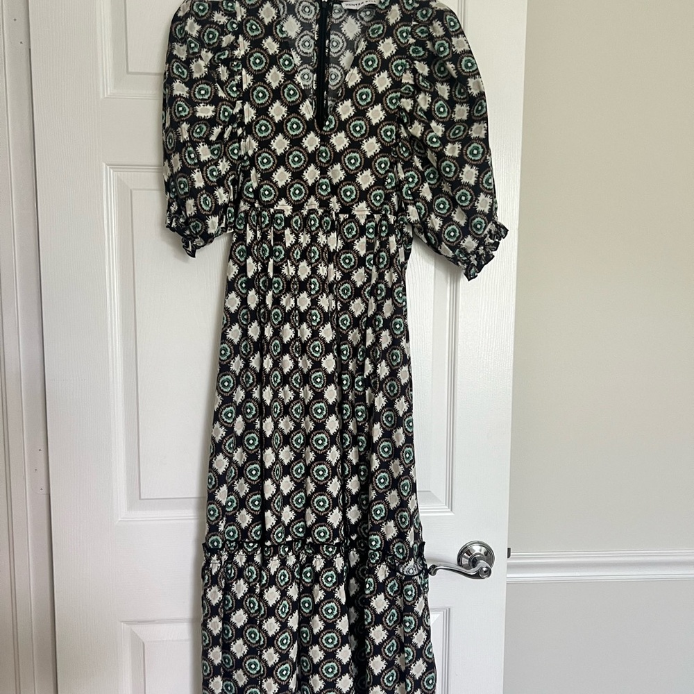 Hunter Bell London Rain Palmer dress. Beautiful Abstract print size M Midi Dress